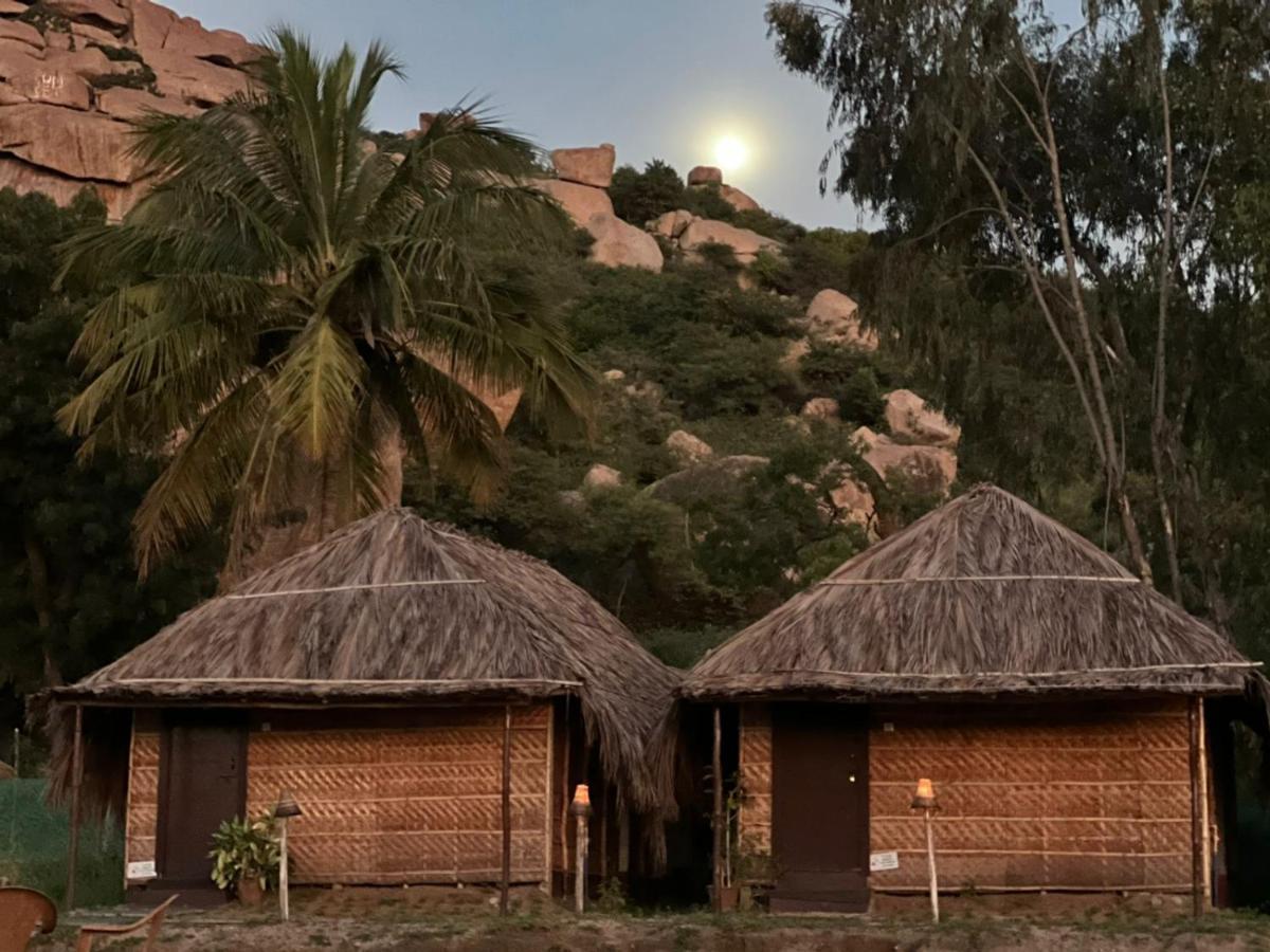 Banana Tree Home Stay Hampi Eksteriør billede