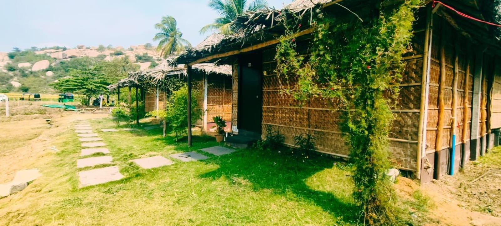 Banana Tree Home Stay Hampi Eksteriør billede