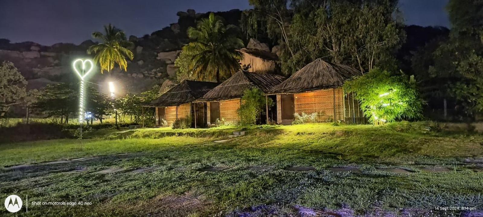 Banana Tree Home Stay Hampi Eksteriør billede