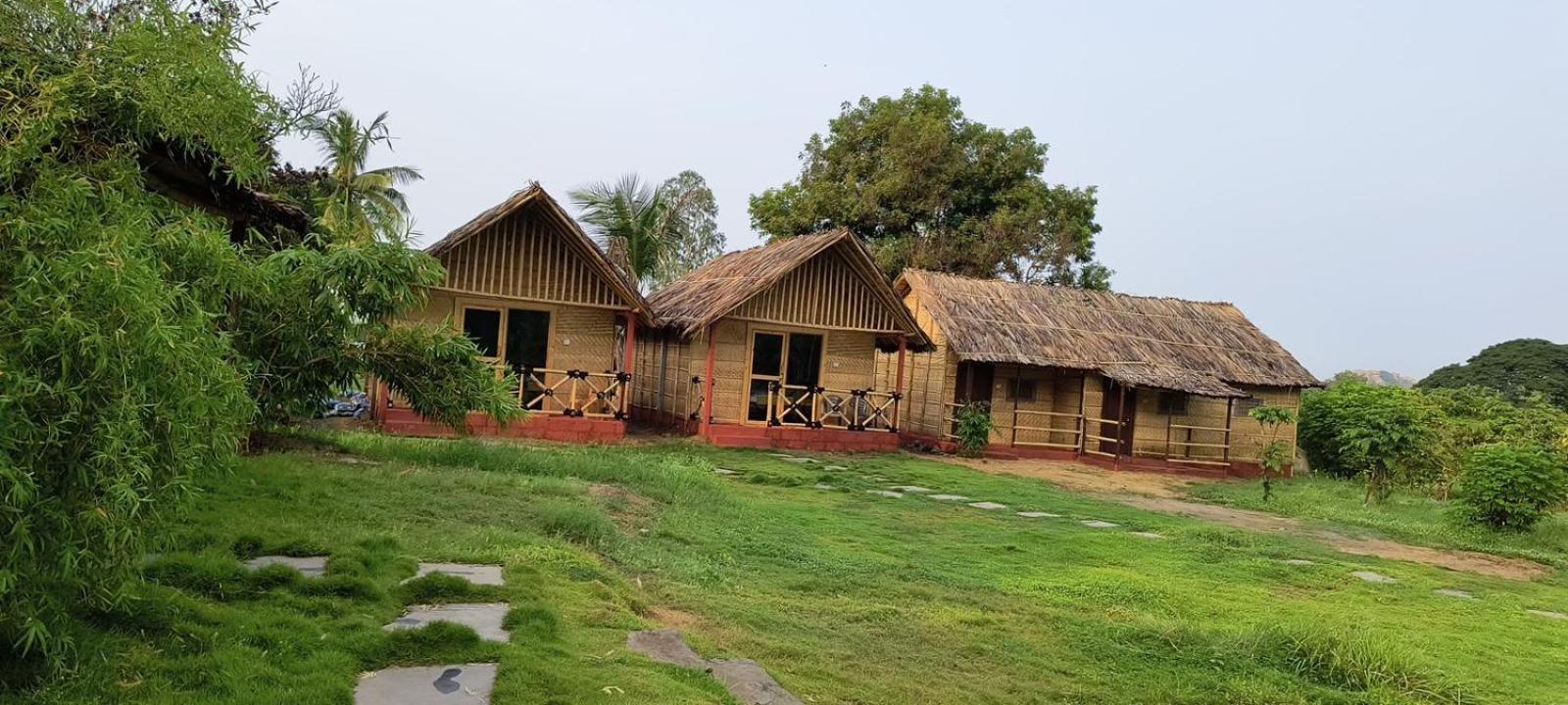 Banana Tree Home Stay Hampi Eksteriør billede